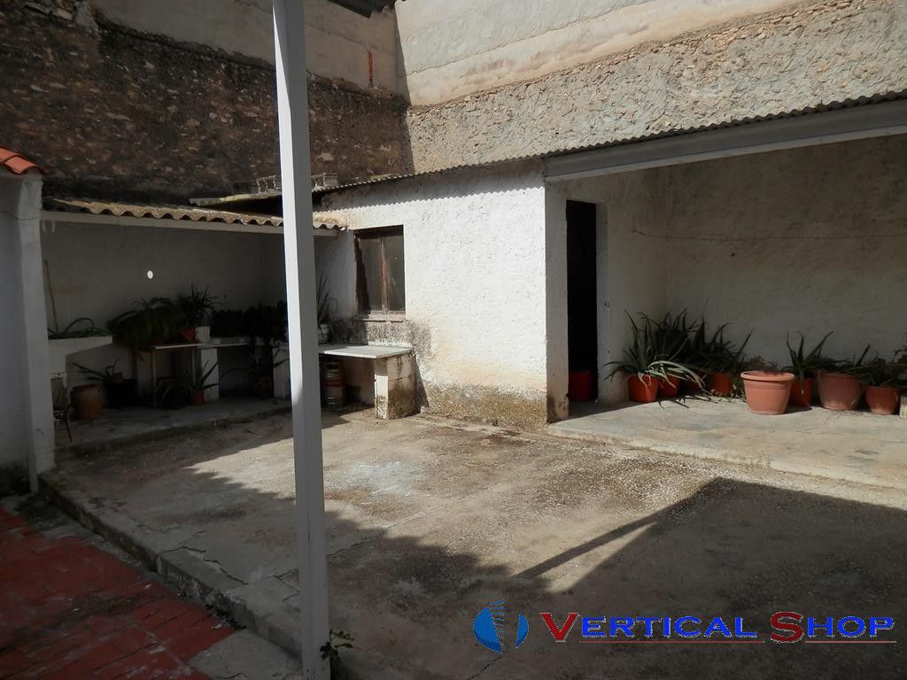 For sale of house in Caudete