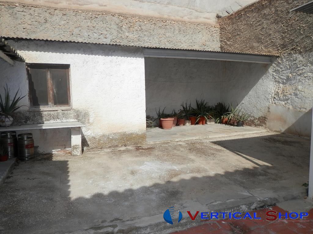 For sale of house in Caudete