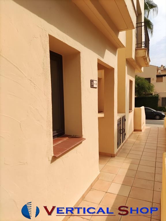 For sale of bungalow in Los Alcázares