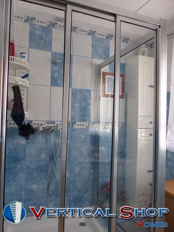 For sale of chalet in Caudete