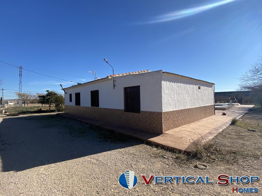 Venta de chalet en Caudete