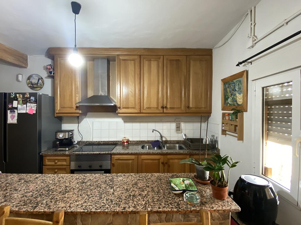For sale of chalet in Caudete