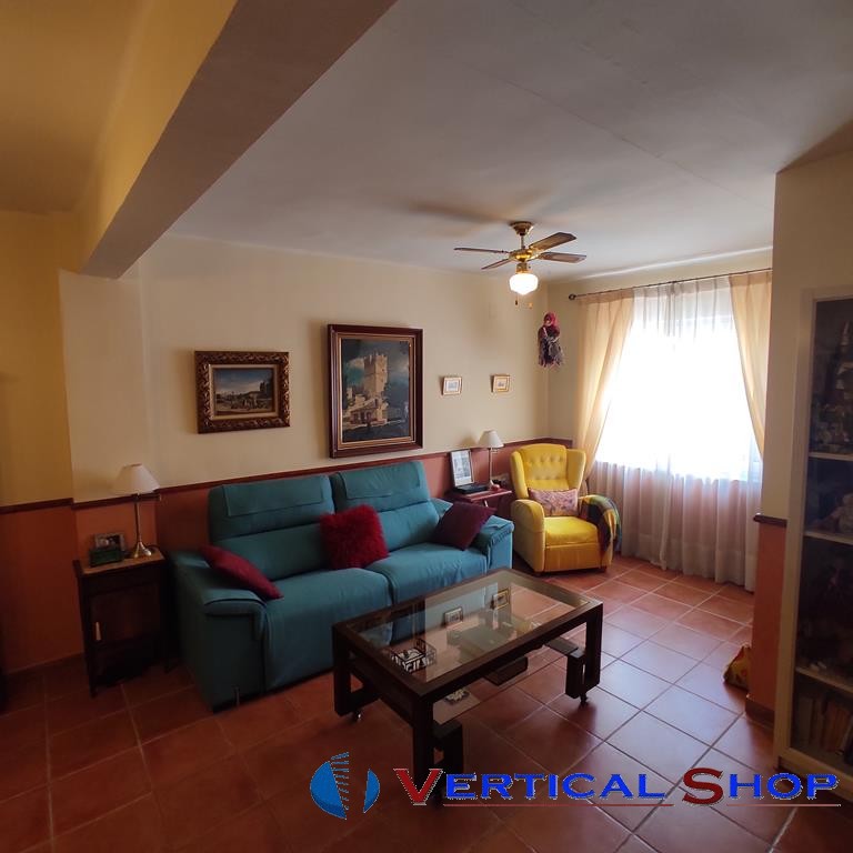 For sale of house in Caudete