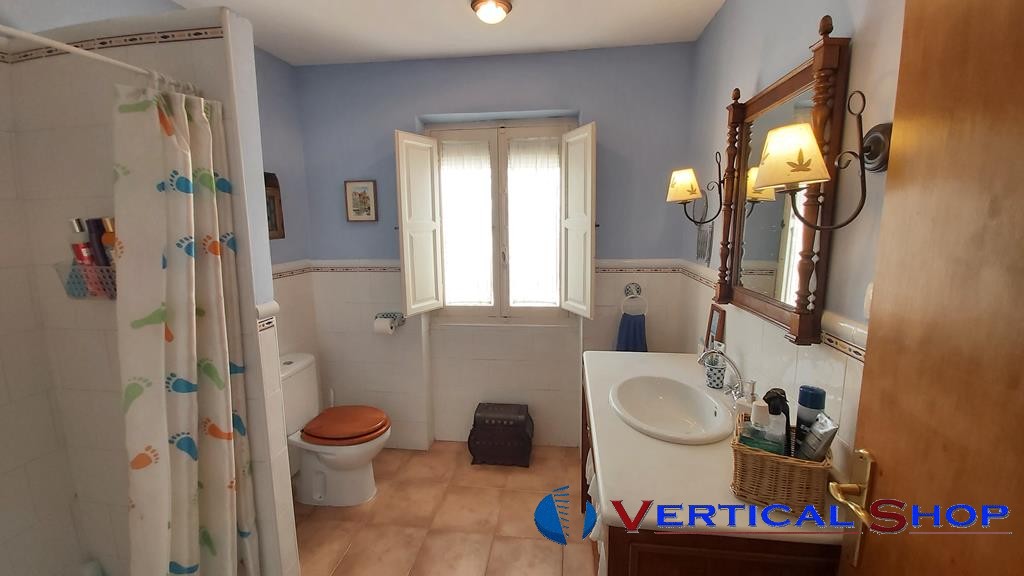 For sale of house in Caudete