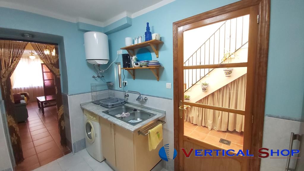 For sale of house in Caudete
