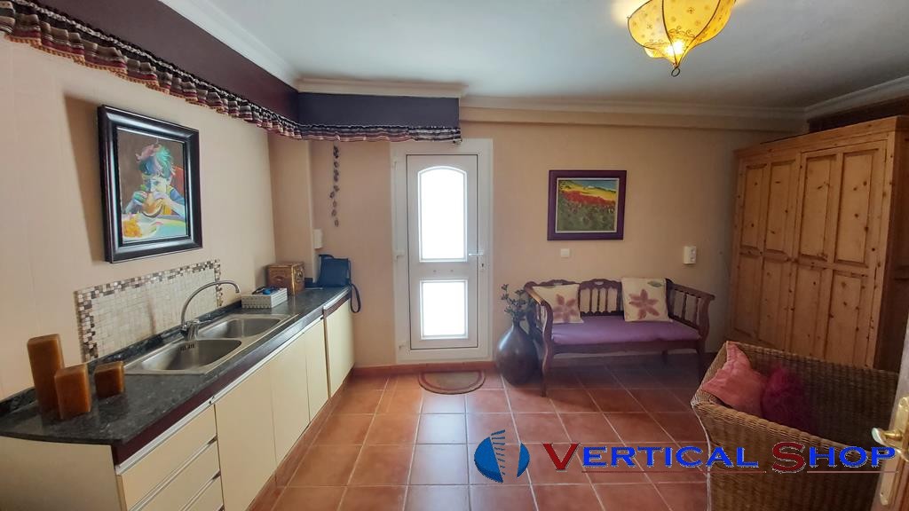 For sale of house in Caudete
