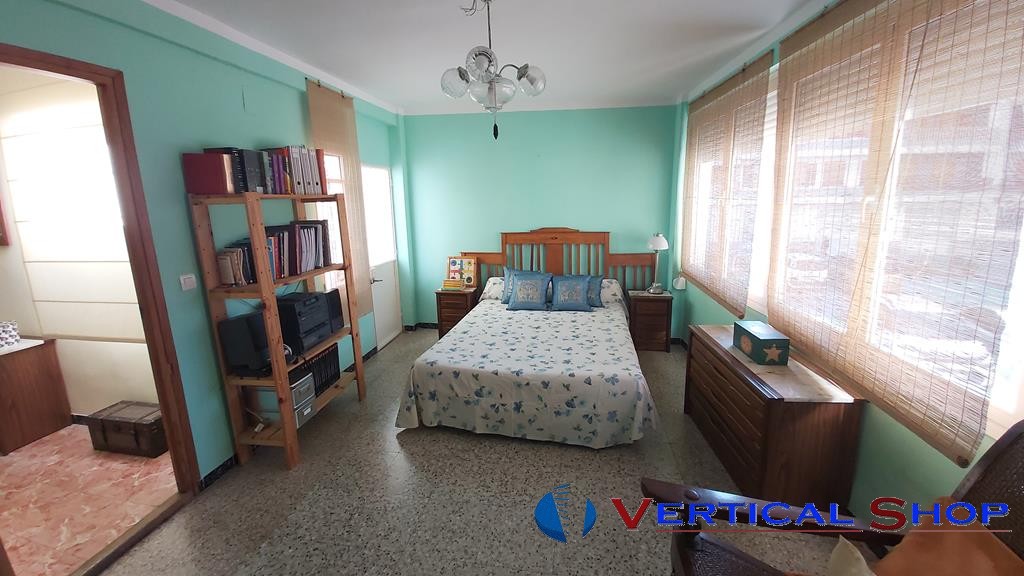 For sale of house in Caudete