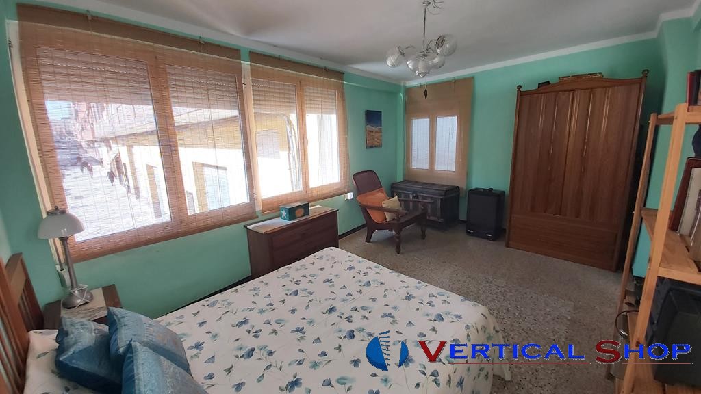 For sale of house in Caudete