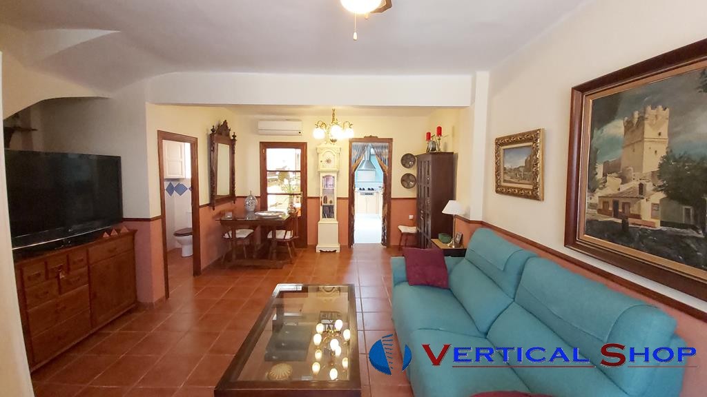 For sale of house in Caudete