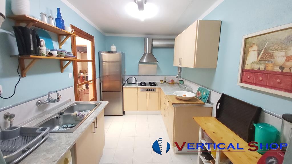 For sale of house in Caudete