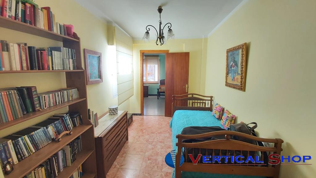 For sale of house in Caudete