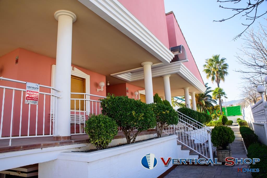 For sale of house in Caudete
