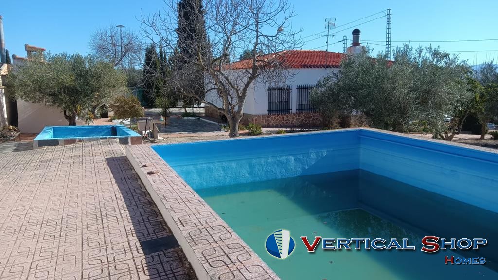 Venta de chalet en Caudete