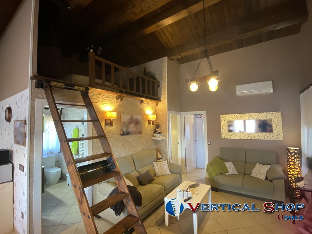 For sale of chalet in Caudete
