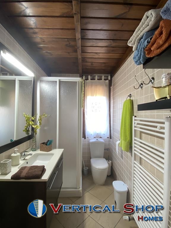 For sale of chalet in Caudete