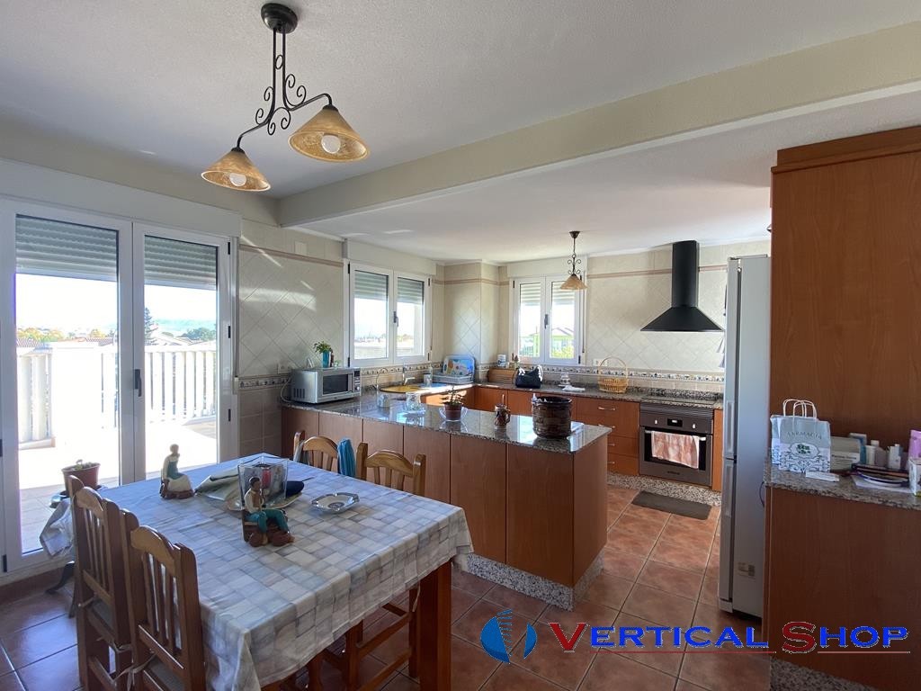 Venta de chalet en Caudete