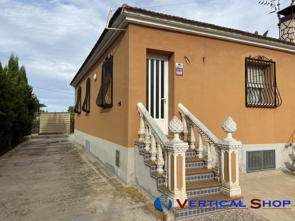 Venta de chalet en Caudete