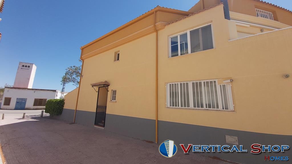 For sale of house in Caudete