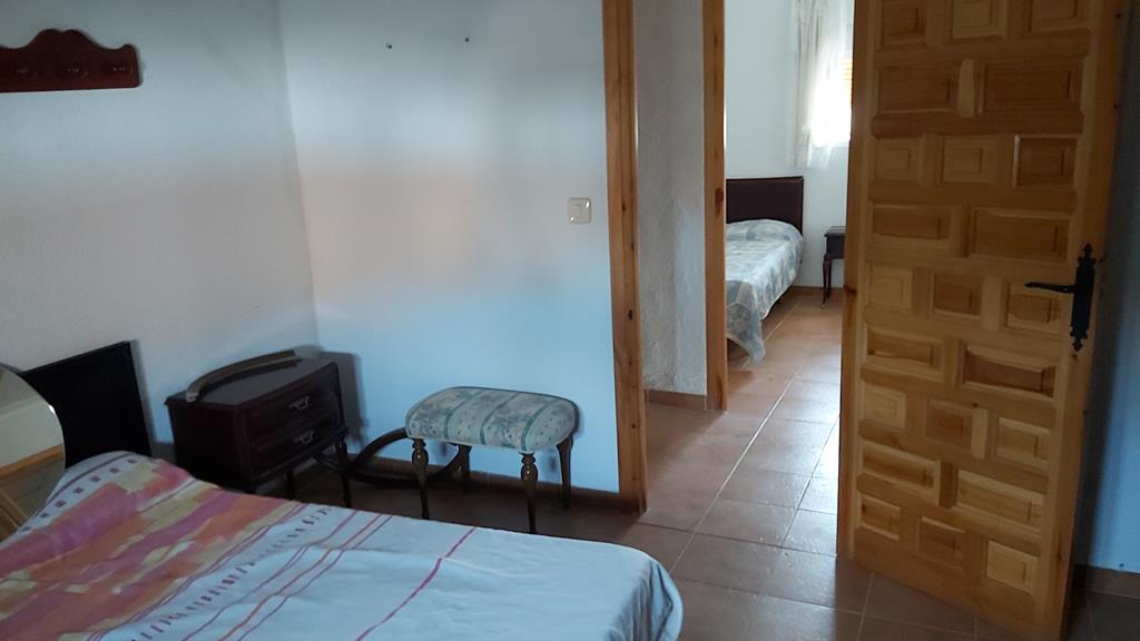 For sale of chalet in Caudete