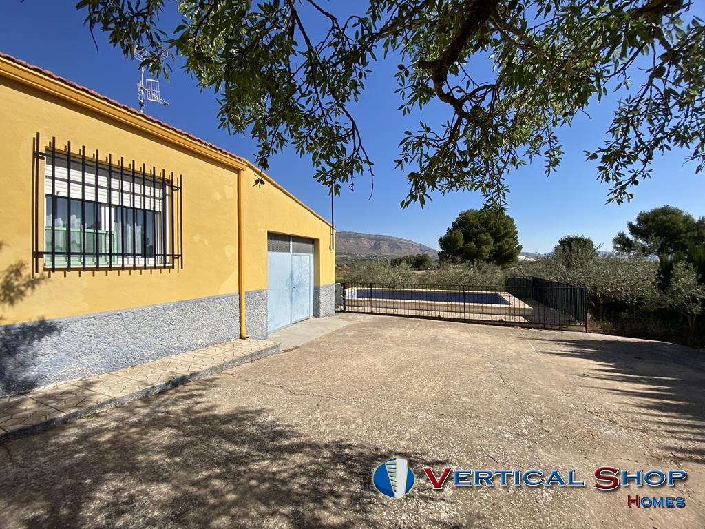 Venta de chalet en Caudete