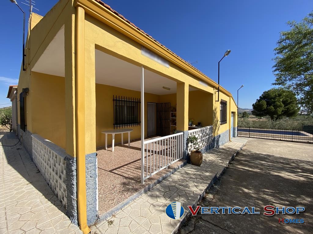 Venta de chalet en Caudete