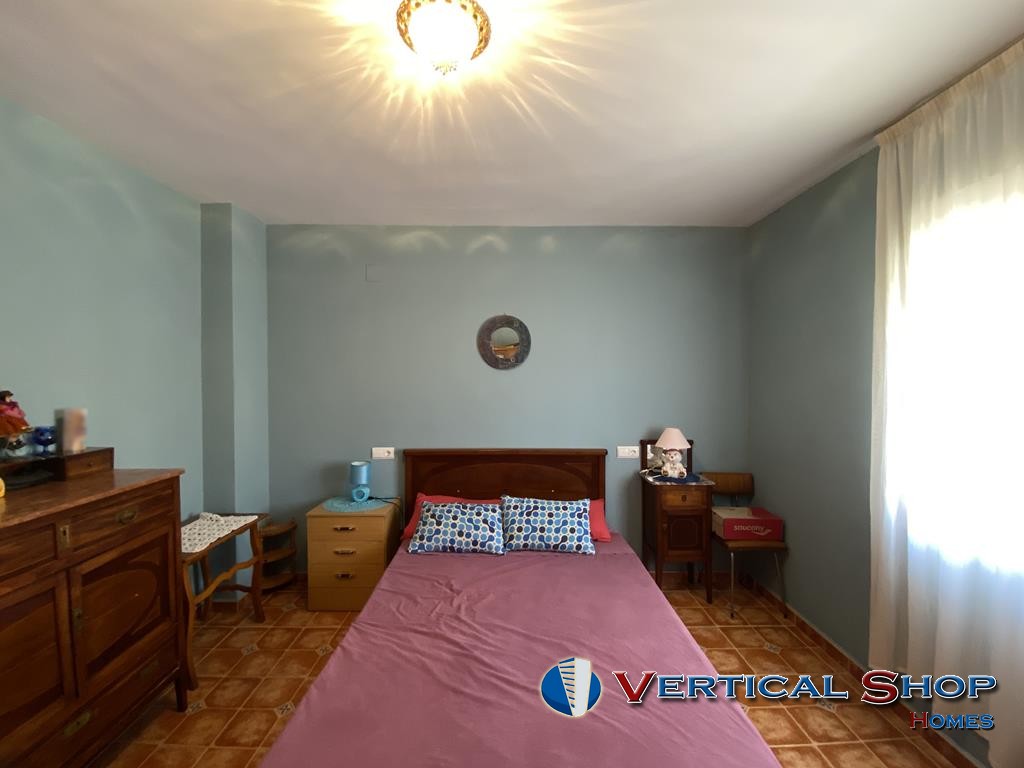 For sale of chalet in Caudete
