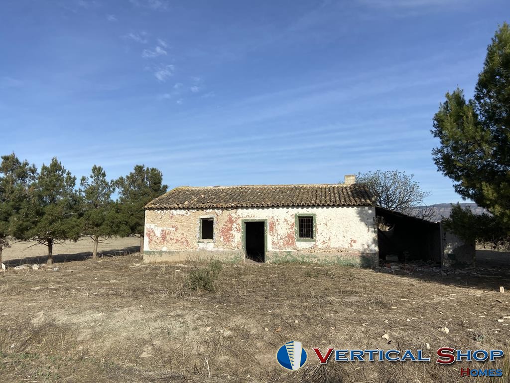 For sale of chalet in Villena