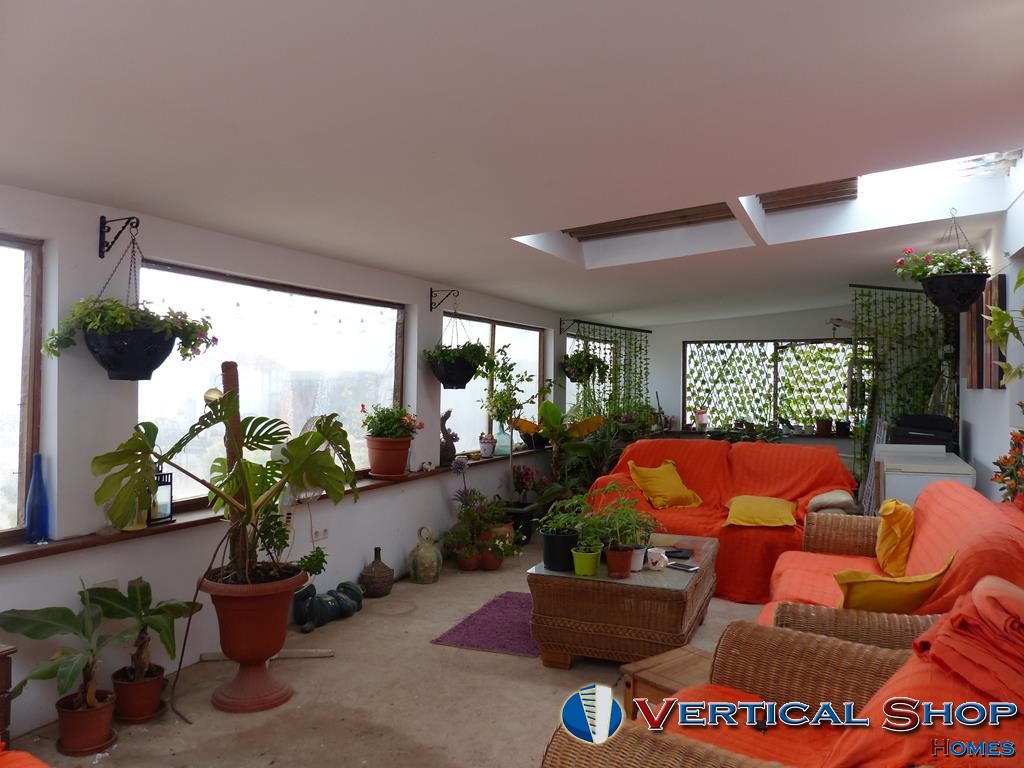 For sale of chalet in Caudete