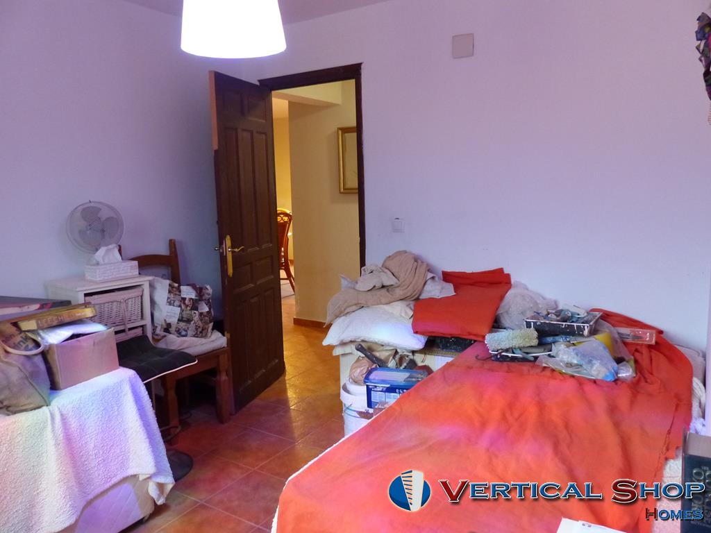 For sale of chalet in Caudete