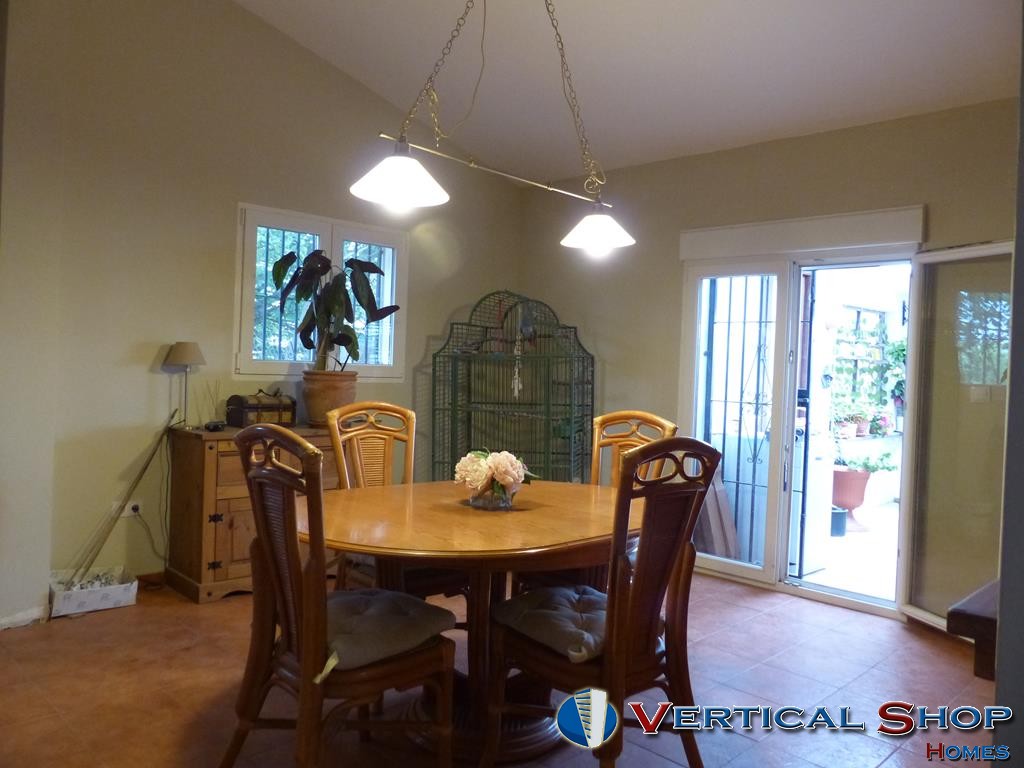 For sale of chalet in Caudete