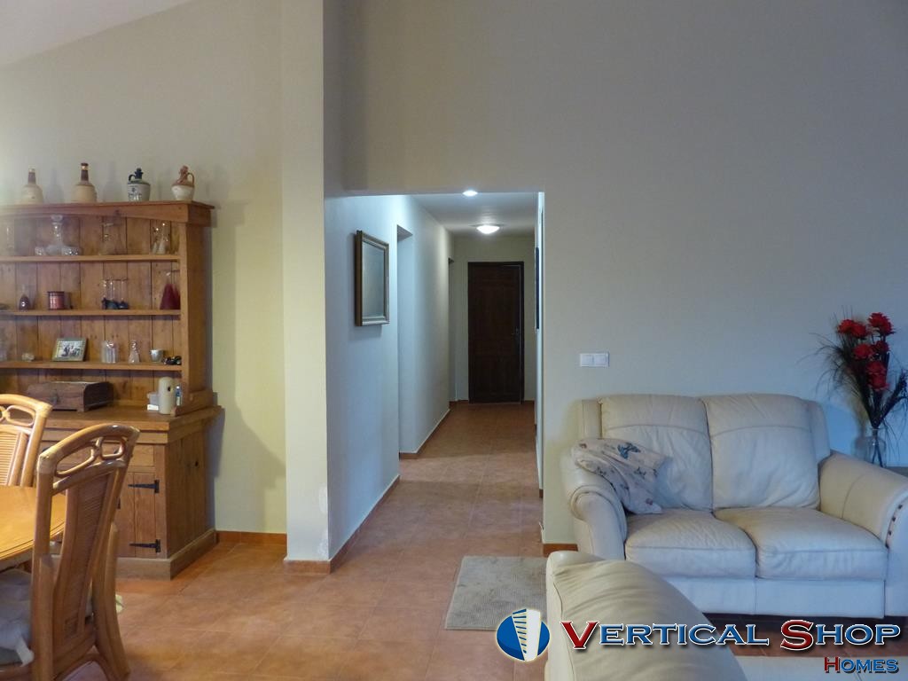 For sale of chalet in Caudete