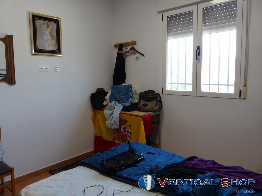 For sale of chalet in Caudete
