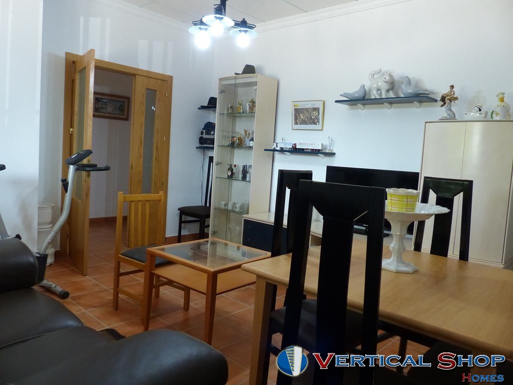 For sale of chalet in Caudete