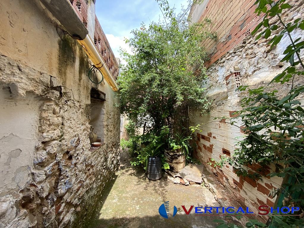 For sale of house in Caudete