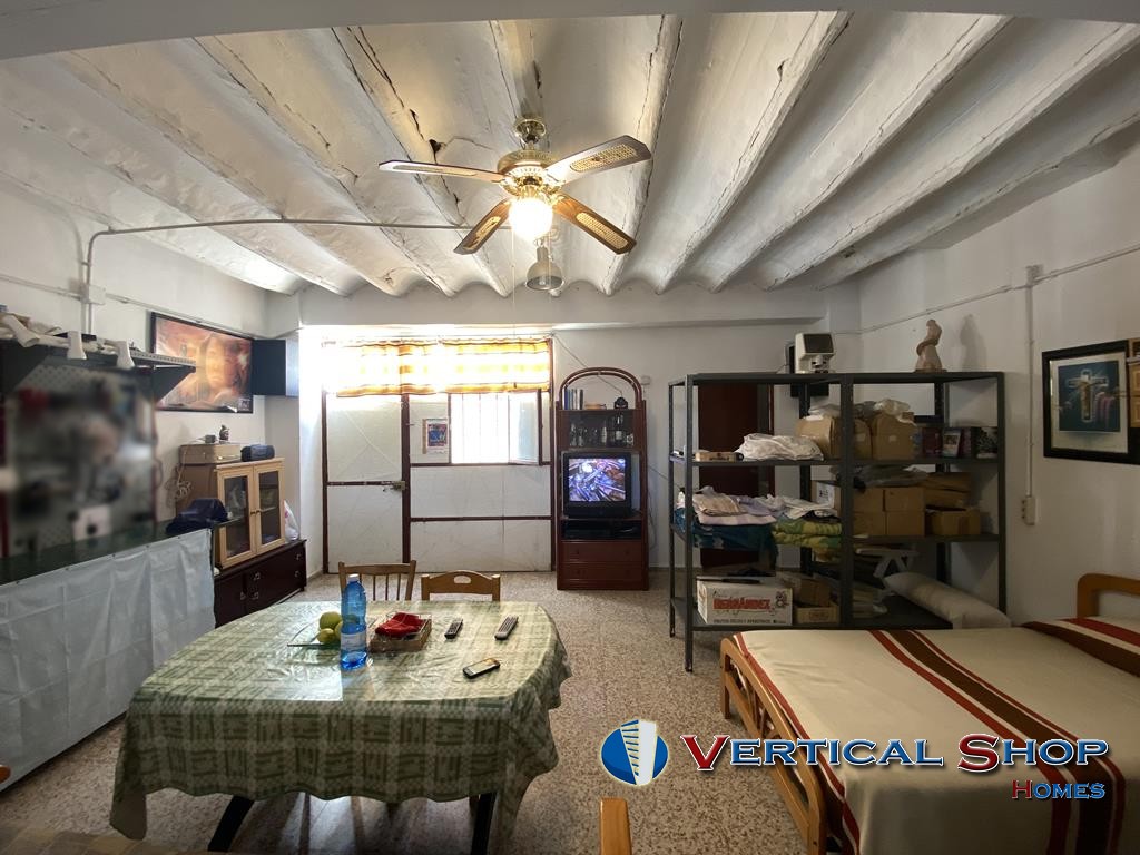 For sale of house in Caudete