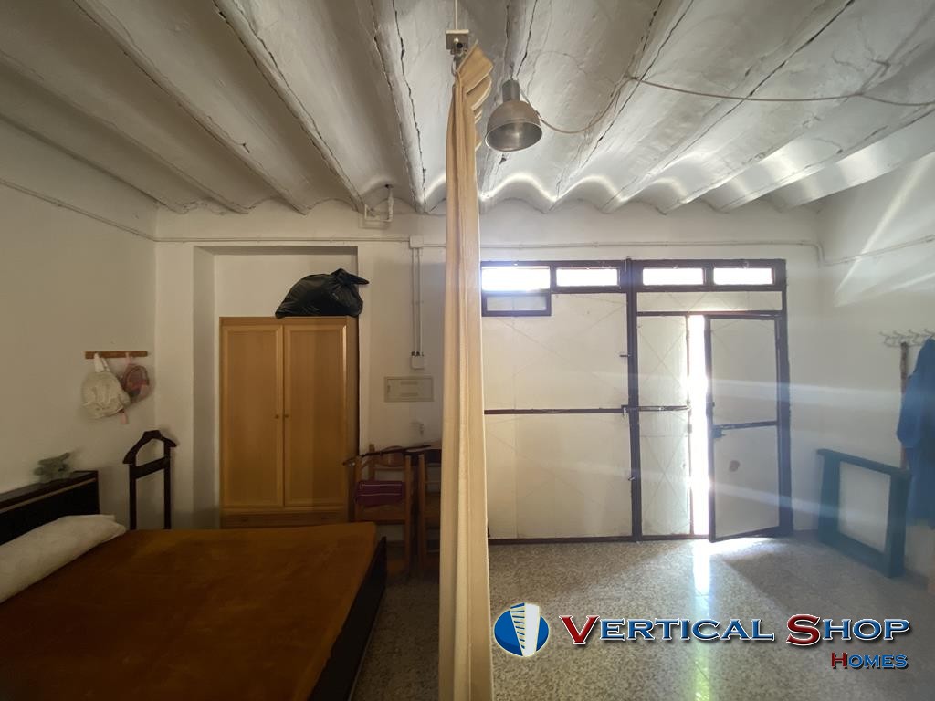 For sale of house in Caudete