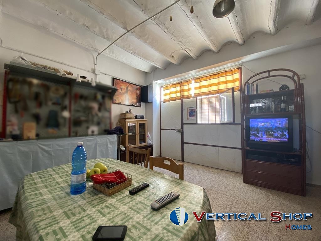 For sale of house in Caudete