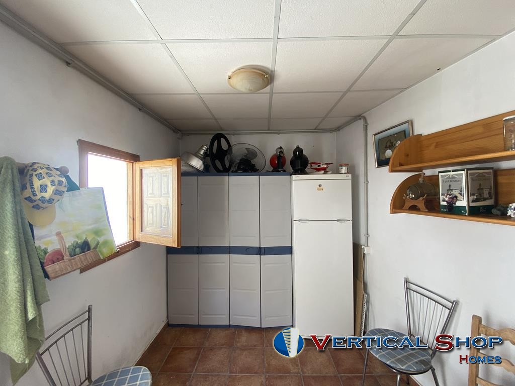 For sale of house in Caudete