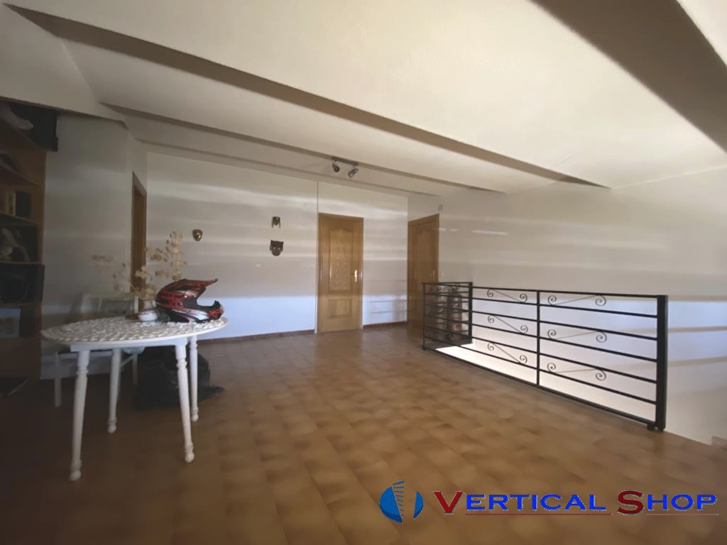 Venta de chalet en Caudete