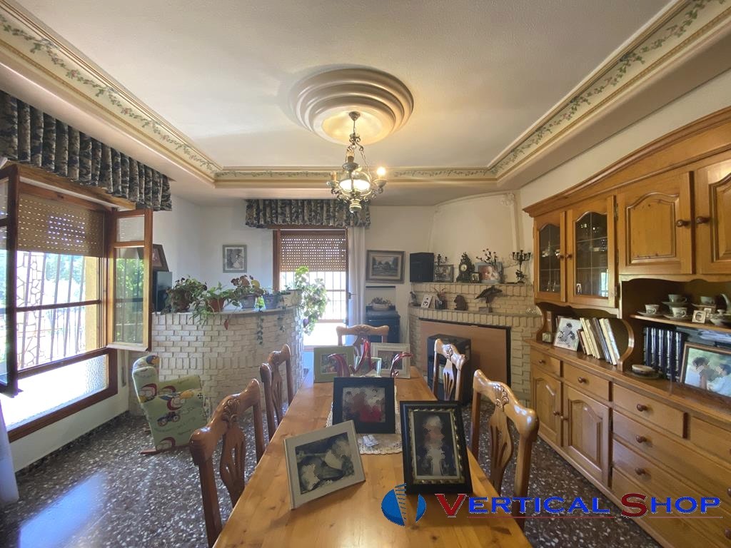 Venta de chalet en Caudete
