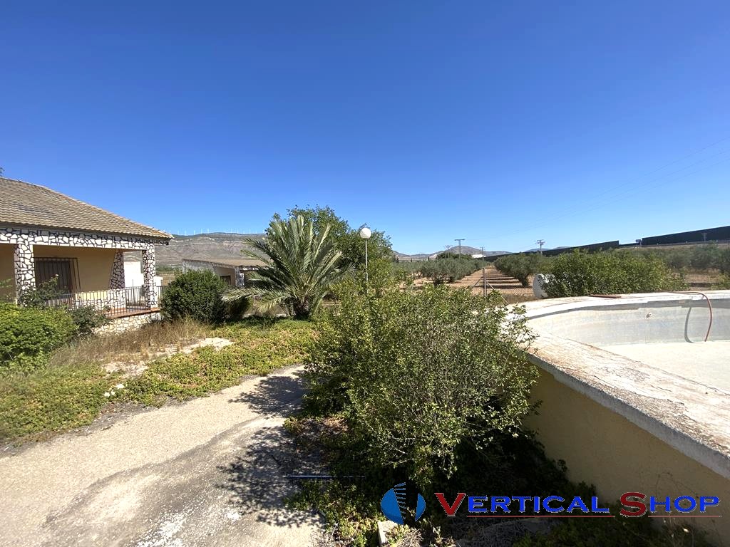 Venta de chalet en Caudete