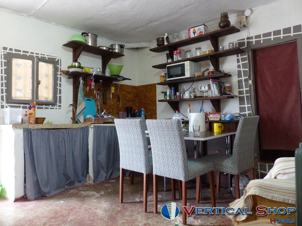 For sale of rural property in Yecla