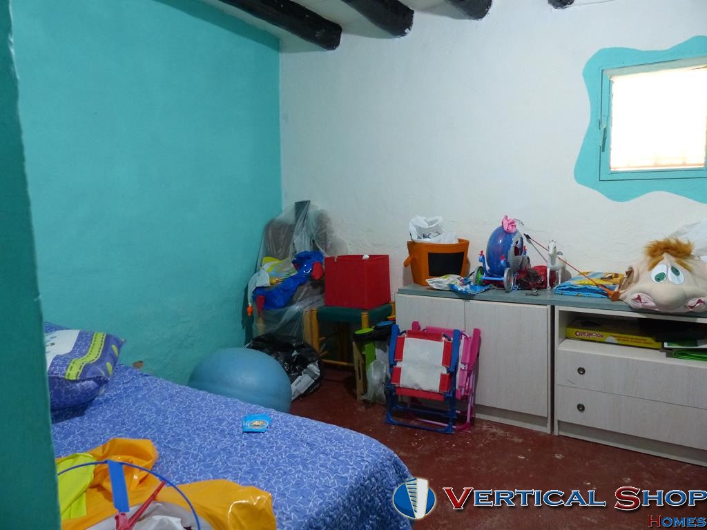 For sale of rural property in Yecla