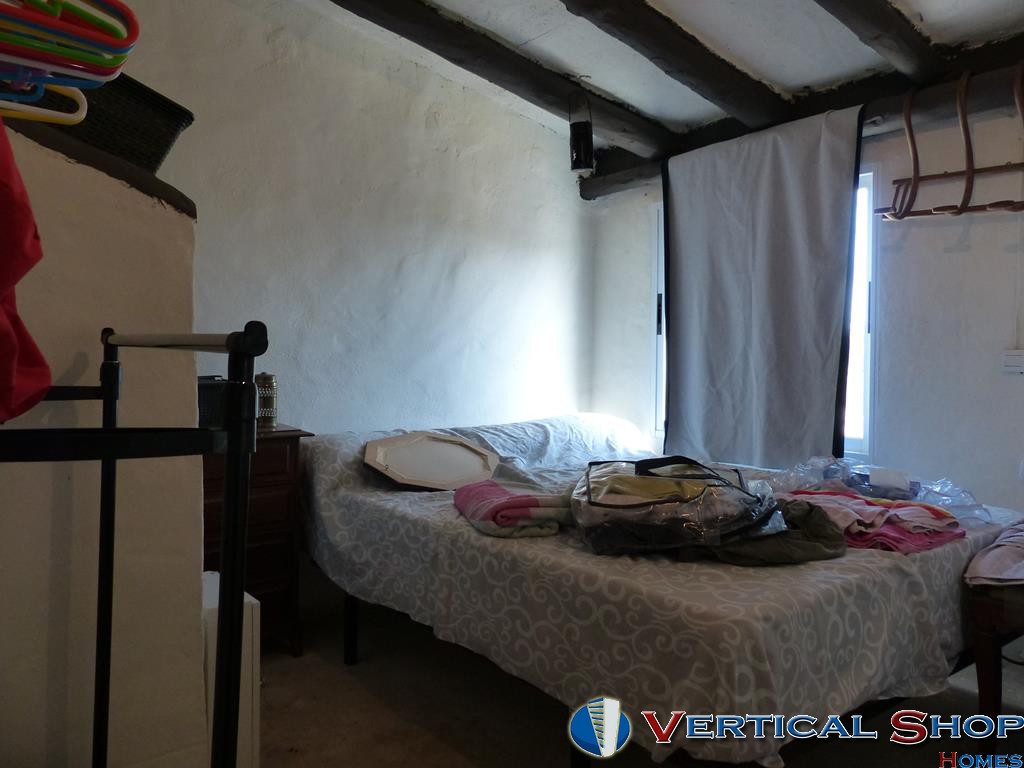 For sale of rural property in Yecla