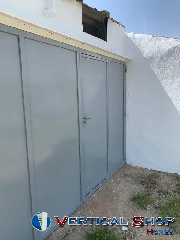 For sale of chalet in Caudete