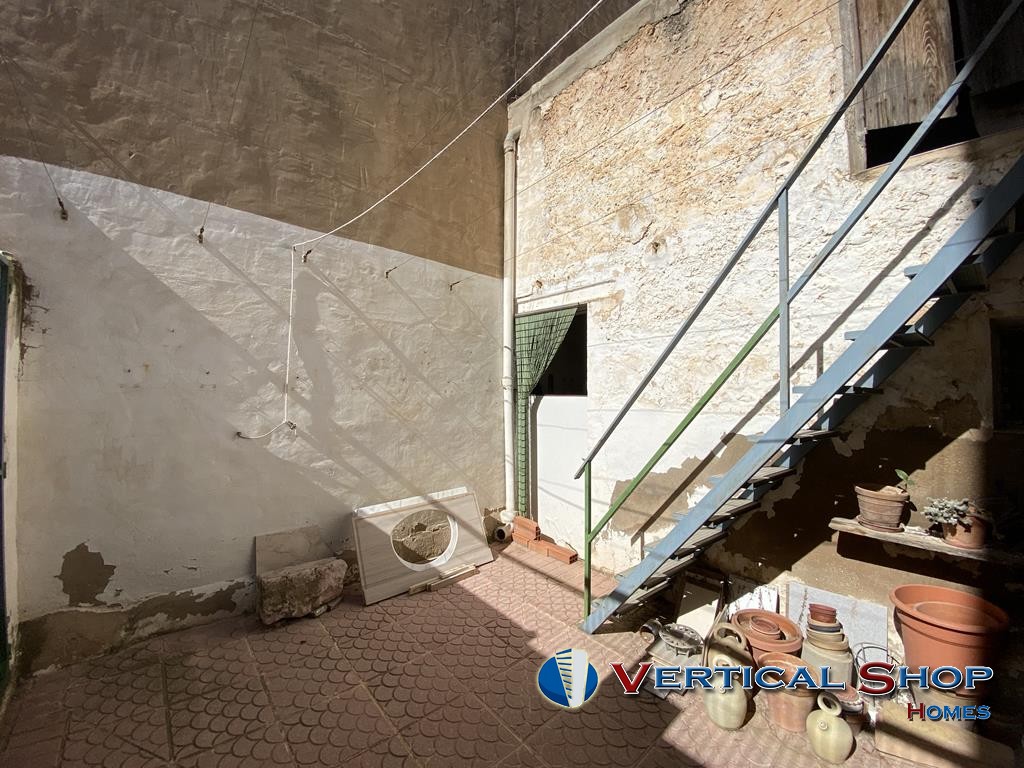 Venta de casa en Caudete