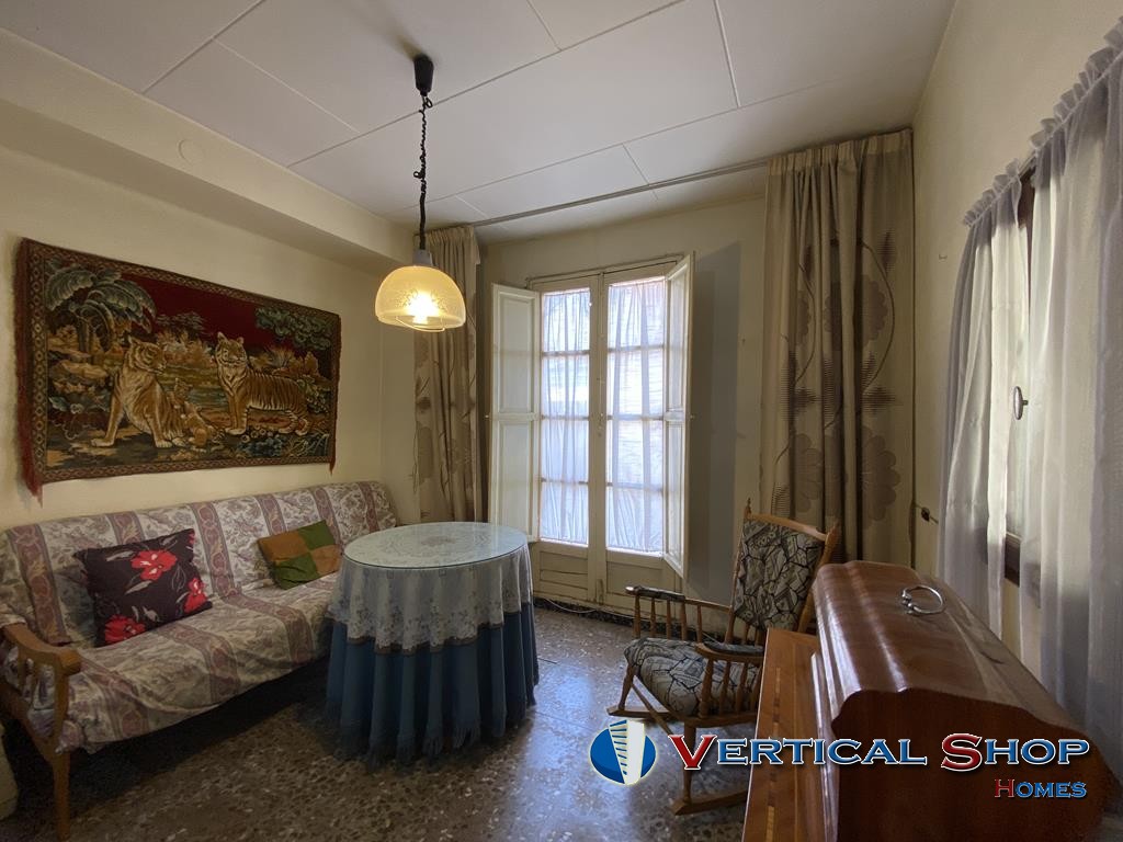Venta de casa en Caudete