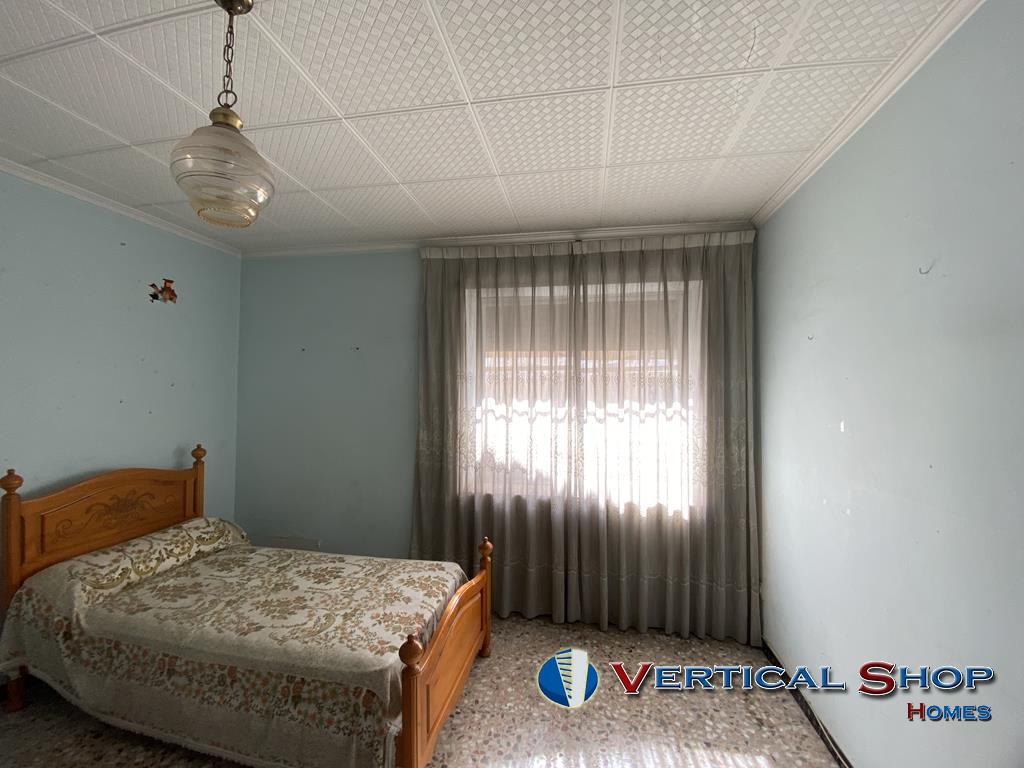 Venta de casa en Caudete