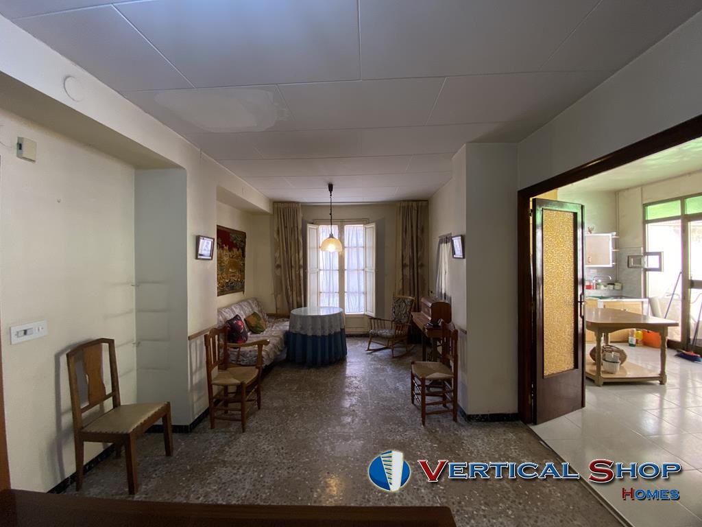 Venta de casa en Caudete