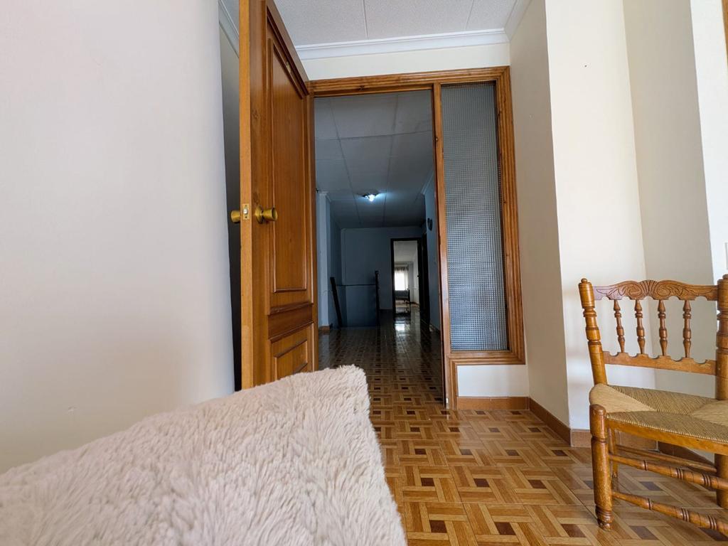 For sale of house in Caudete